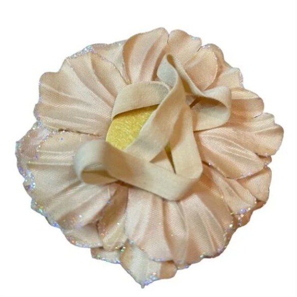 Tieks Flower, Champagne Flower, Box Topper, Flower Design - Picture 3 of 3